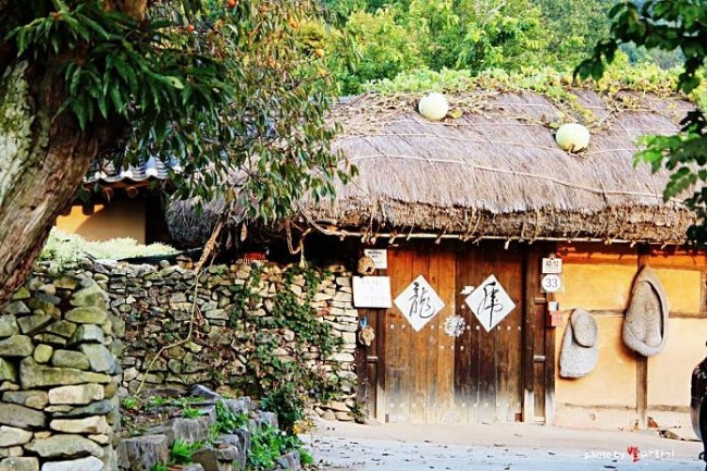 Một góc yên bình cũng xua đi mỏi mệt ngôi làng cổ Hàn Quốc