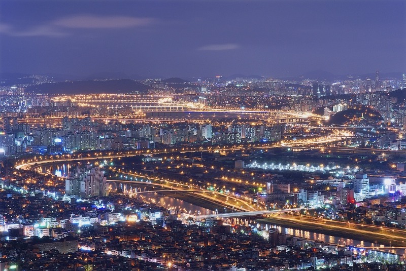 Sông Hàn nghiêng nghiêng mơ mộng giữa lòng thành phố Seoul