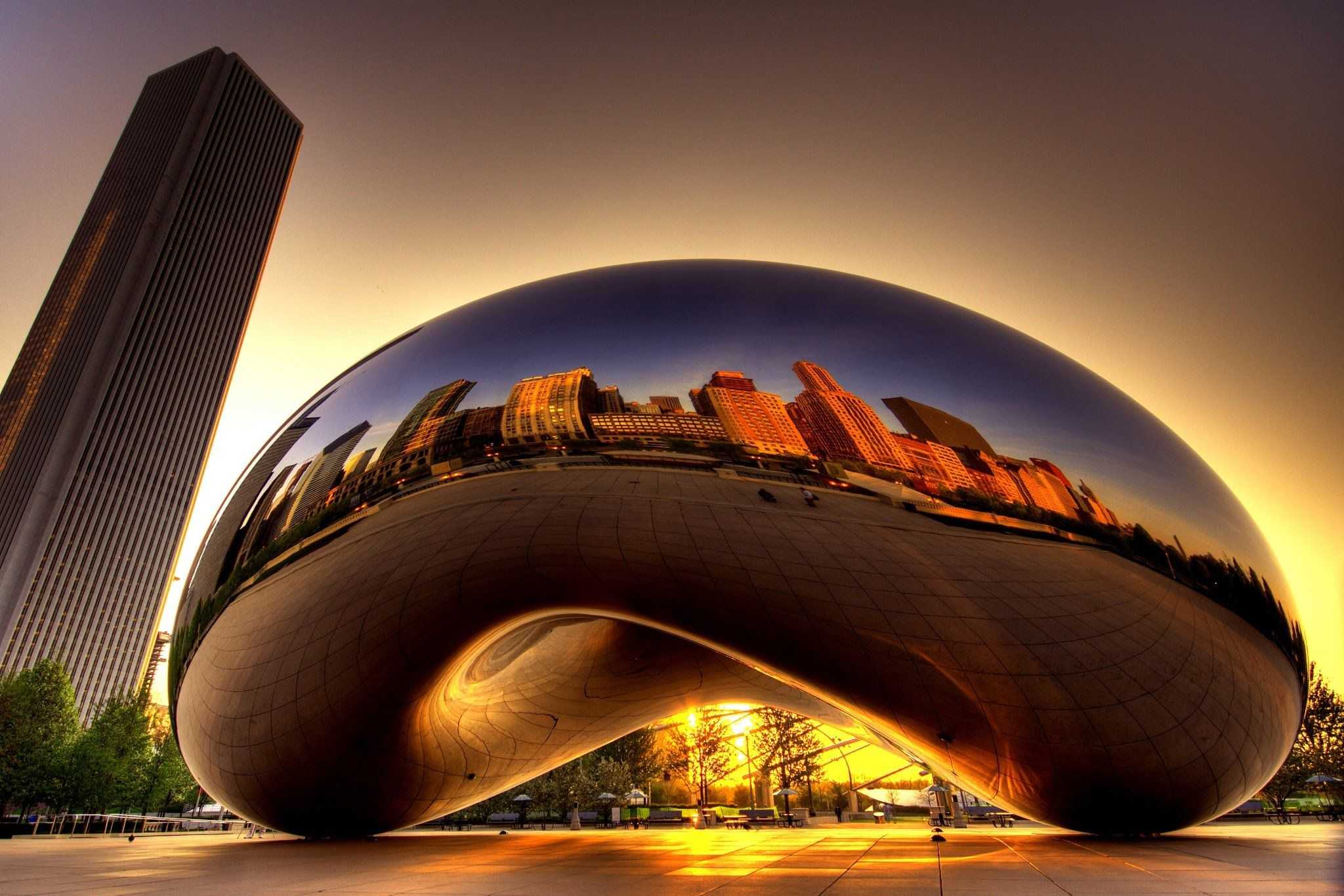 Thành phố Chicago phản chiếu mỹ lệ trong ánh chiều